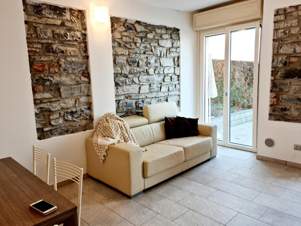 Appartamento Romantic Dream On The Lake Lezzeno Esterno foto